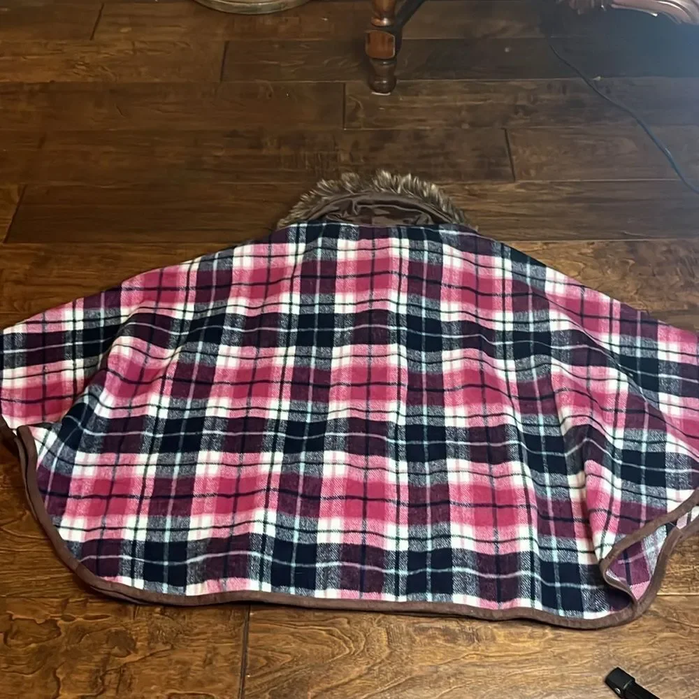 Janie and Jack Faux Fur Collar Pink and Black Plaid Cape, size 10/12